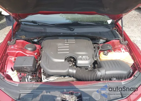 2014 Chrysler 300C из США, поврежденный, VIN 2C3CCAEG8EH121687